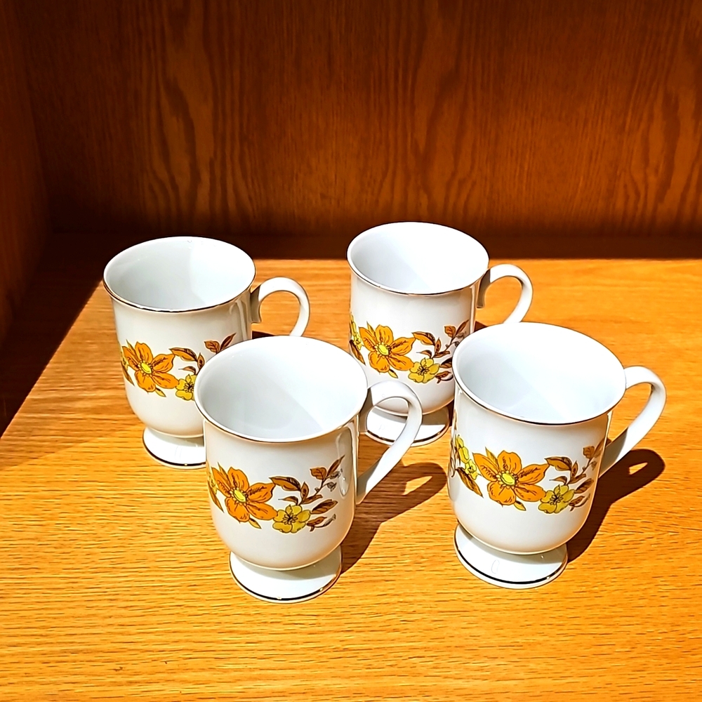 Autumn Song pattern mugs (Qty 4) by Royal Domino